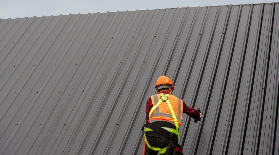 Professional metal roof installation services in Columbia, MO